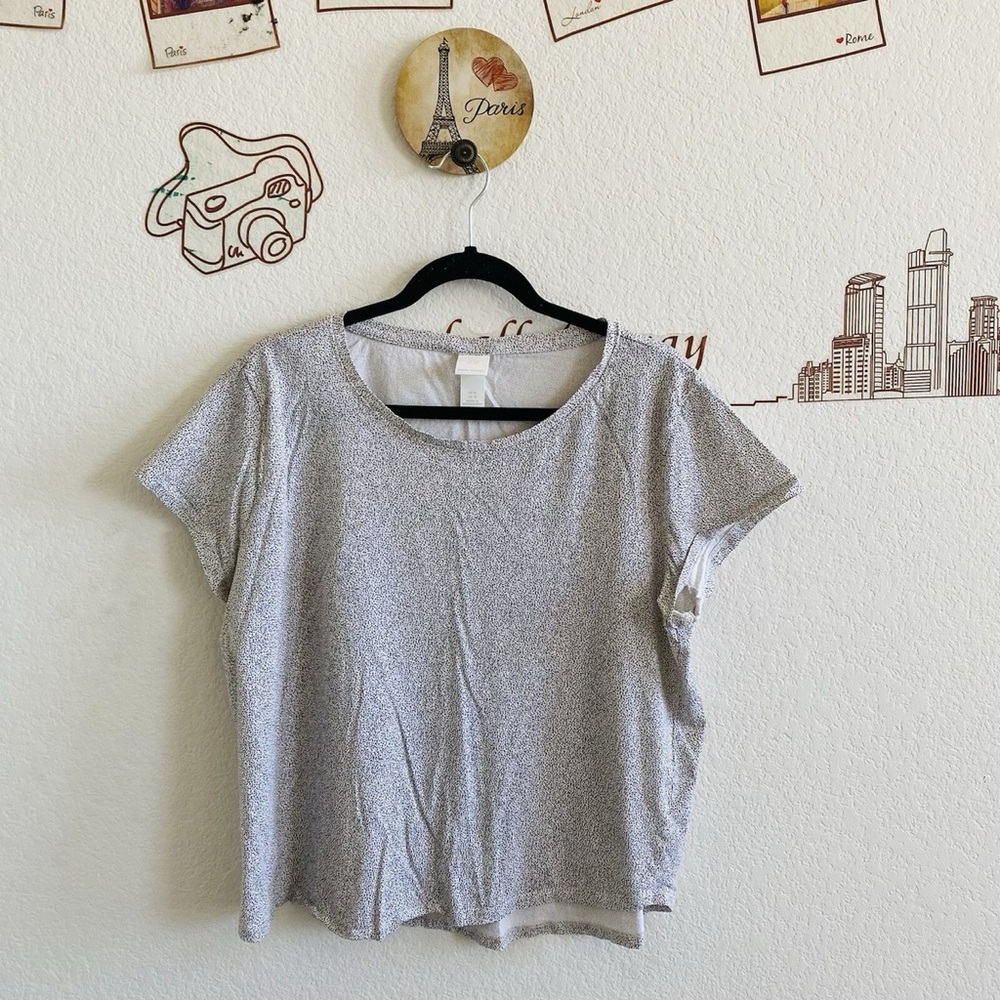 Women's Gray Top